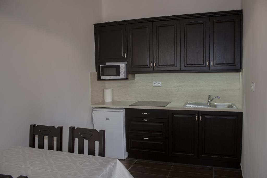 Pekapartman Кёсег Экстерьер фото